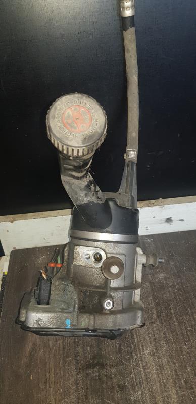 Pompe de direction PEUGEOT 308 1 PHASE 1 Diesel - 1