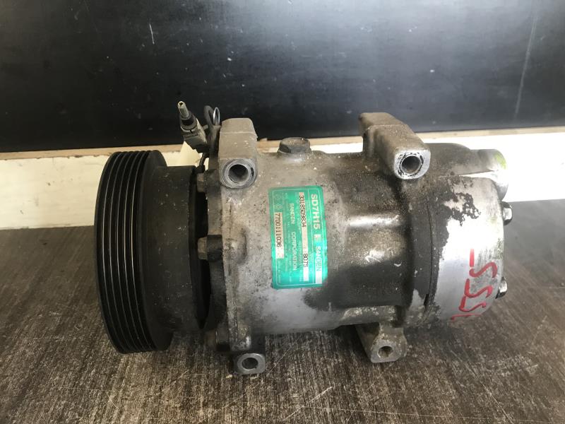 Compresseur clim RENAULT LAGUNA 1 PHASE 2 Essence - 1