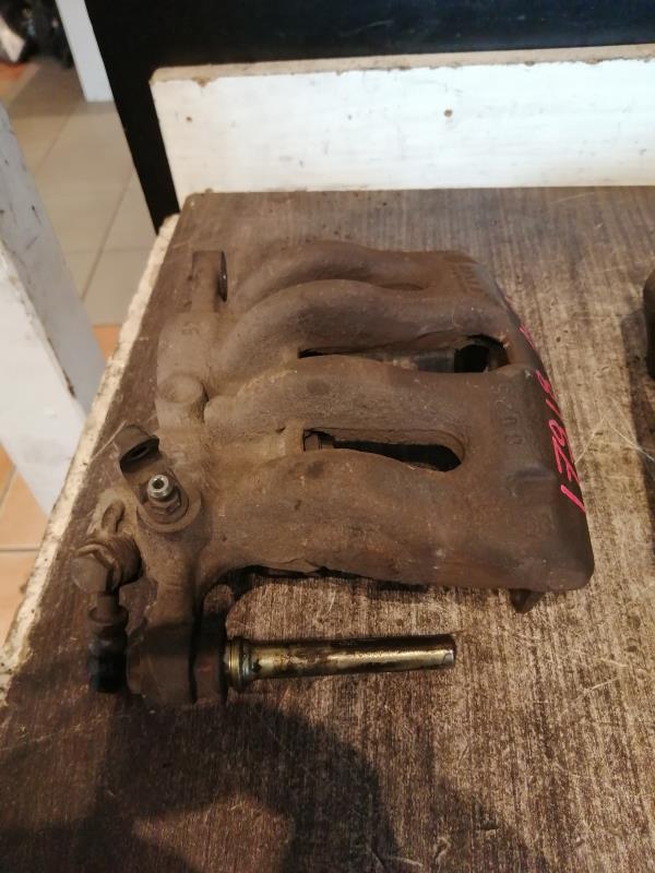 Pinza freni anteriore destra PEUGEOT 407 COUPE Diésel - 1