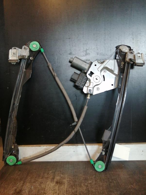 Alzacristalli elettrico anteriore sinistro FORD FOCUS 1 BREAK Diésel - 1