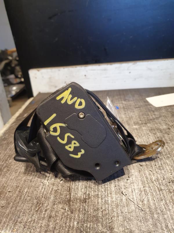Ceinture avant droit VOLKSWAGEN PASSAT 4 PHASE 1 Diesel - 1