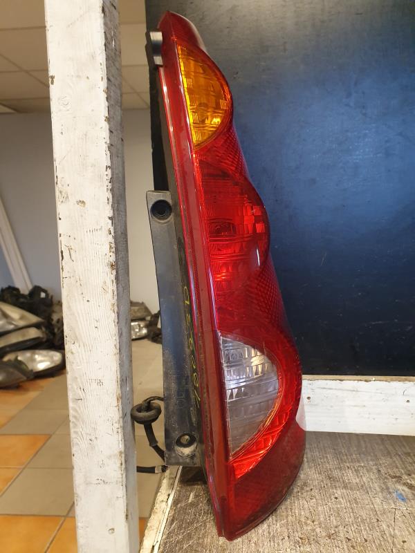Fanale posteriore principale destro (luci) NISSAN NOTE 1 PHASE 1 Diésel - 1