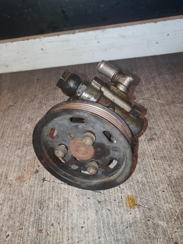 Pompe de direction AUDI A4 1 PHASE 1 Diesel - 1