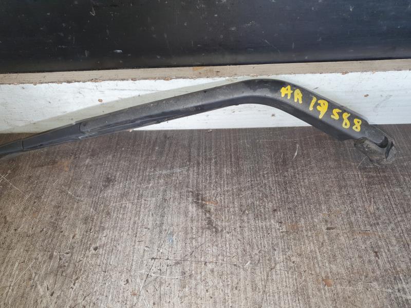 Braccio tergicristallo posteriore NISSAN NOTE 1 PHASE 1 Gasolina - 1