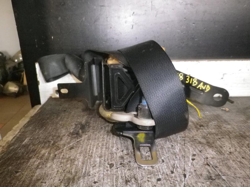 Cintura di sicurezza anteriore destra NISSAN ALMERA TINO PHASE 1 Diésel - 1