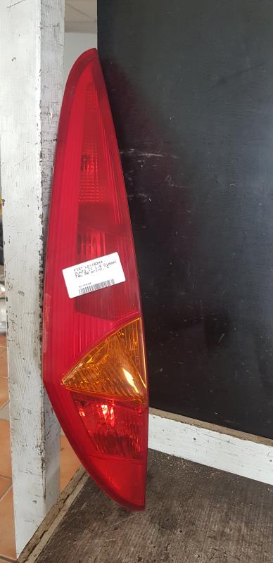 Fanale posteriore principale sinistro (luci) FIAT PUNTO 2 PHASE 1 Diésel - 1