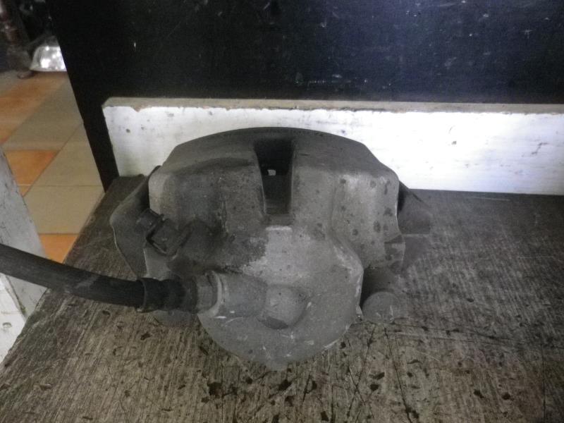 Pinza freni anteriore destra BMW SERIE 5 E39 PHASE 2 Diésel - 1