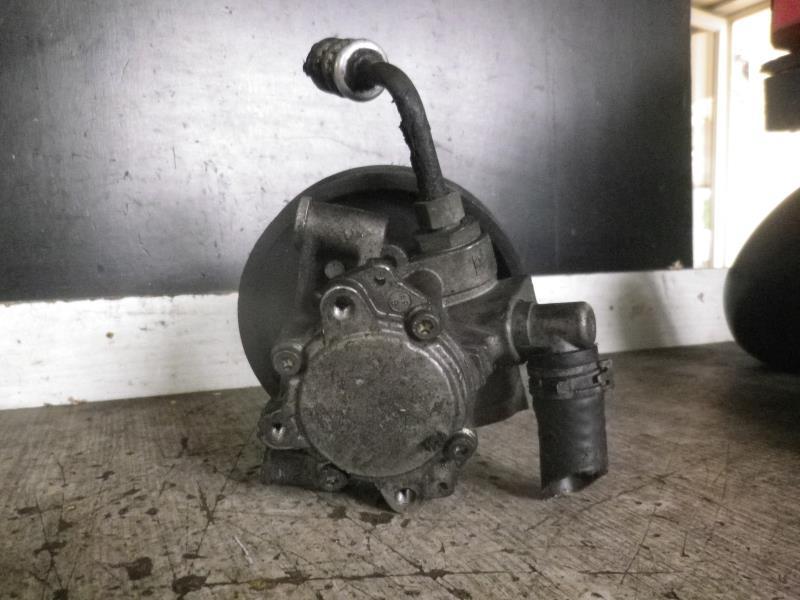 Pompe de direction MERCEDES CLASSE E 210 PHASE 2 Diesel - 1