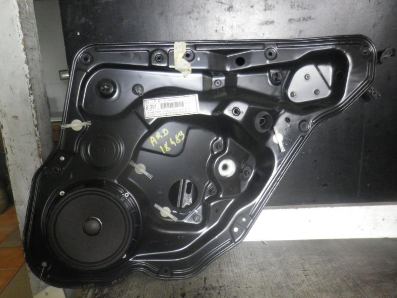 Alzacristalli elettrico posteriore destro SEAT LEON 1 Diésel - 1