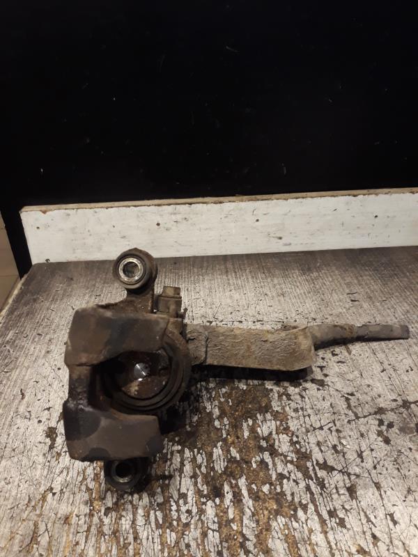 Pinza freni posteriore destra KIA CARENS 2 Diésel - 1