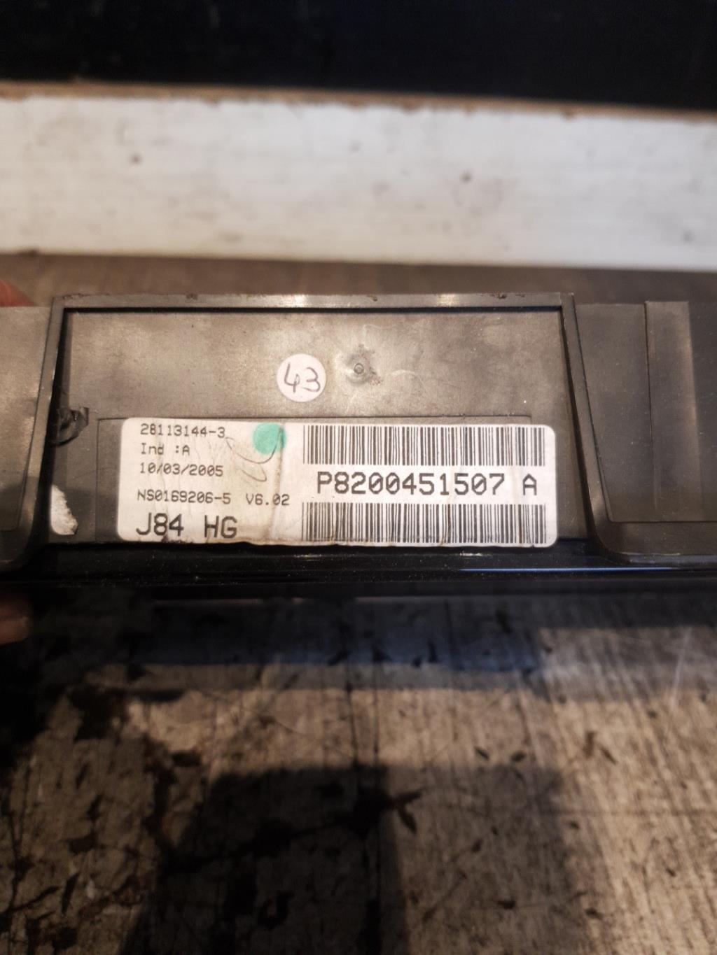 Compteur RENAULT SCENIC 2 PHASE 2 Diesel - 1