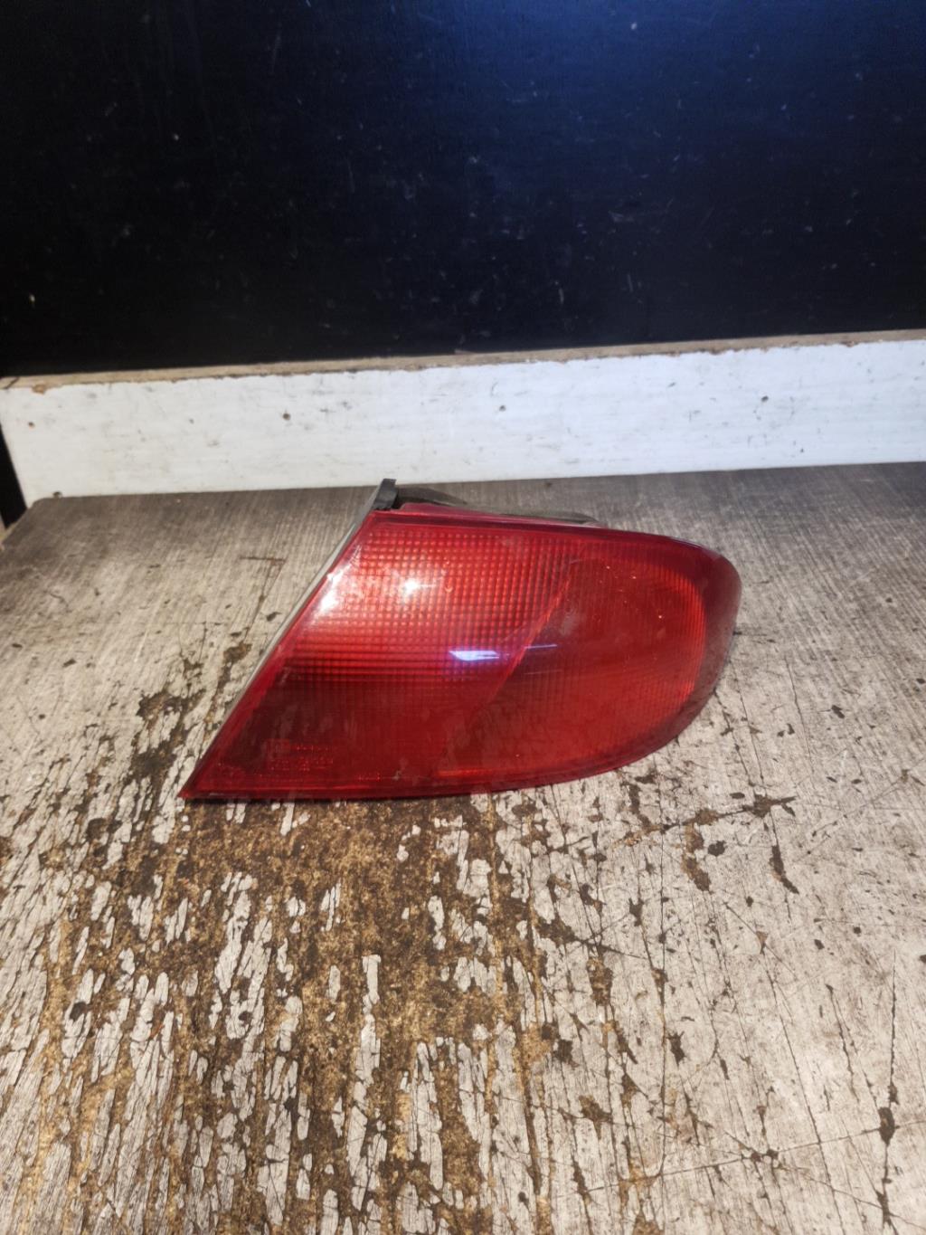 Fanale posteriore principale destro (luci) ALFA ROMEO 166 Diésel - 1