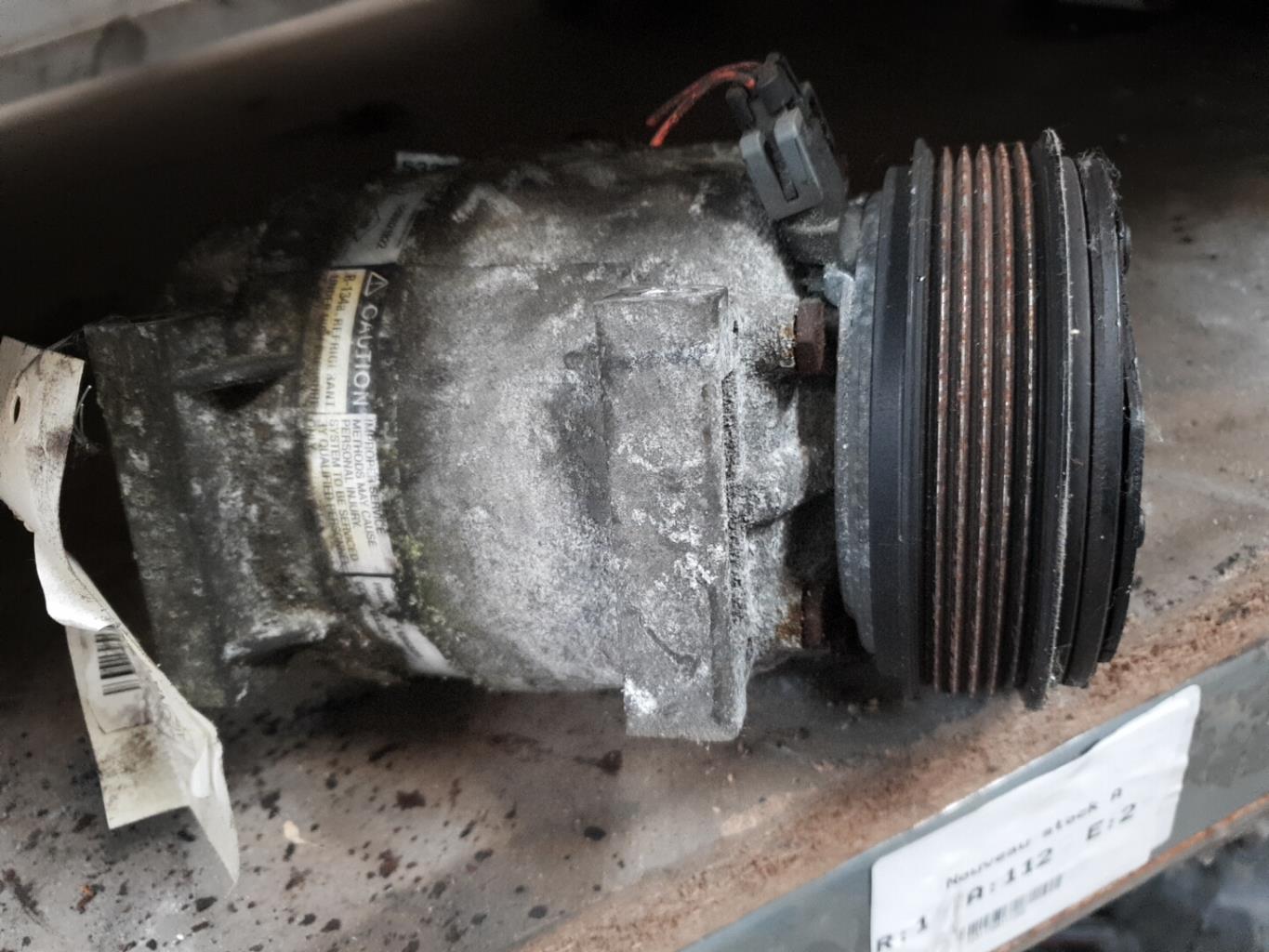Compresseur clim RENAULT LAGUNA 2 PHASE 1 BREAK Essence - 1