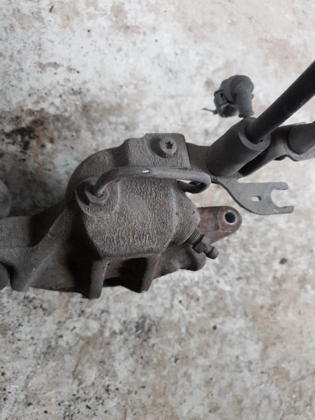 Pinza freni anteriore destra AUDI A4 2 AVANT PHASE 1 BREAK Diésel - 1