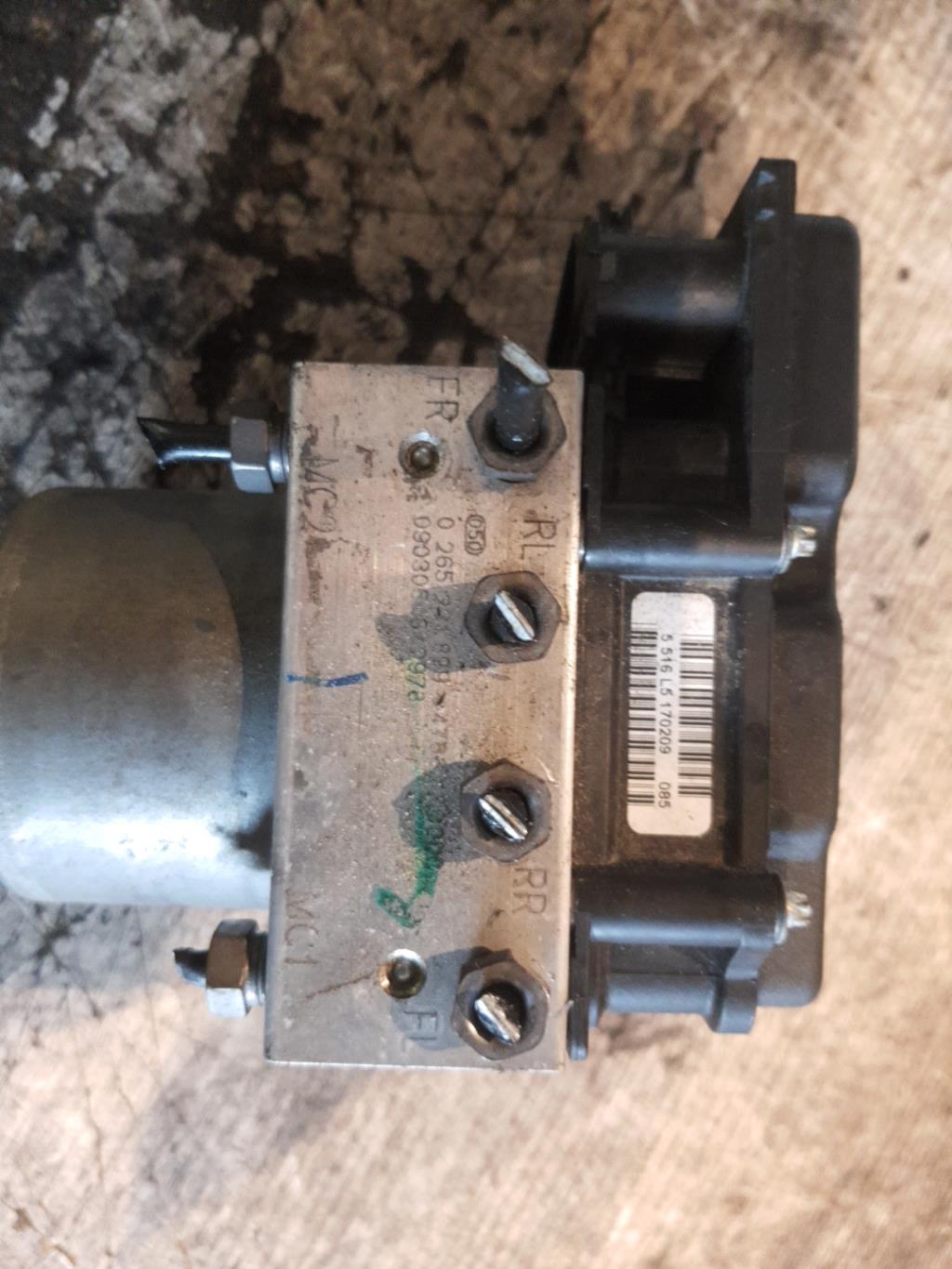Blocco ABS (antibloccaggio freni) NISSAN QASHQAI 1 PHASE 1 Diésel - 1