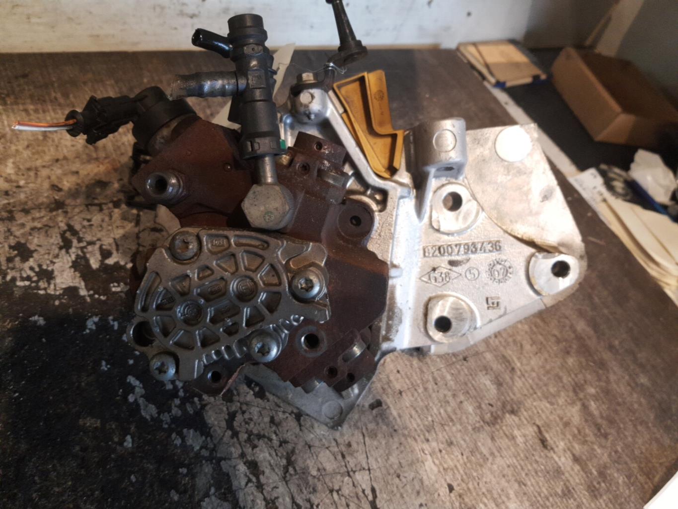 Pompe à injection RENAULT SCENIC 2 PHASE 2 Diesel - 1