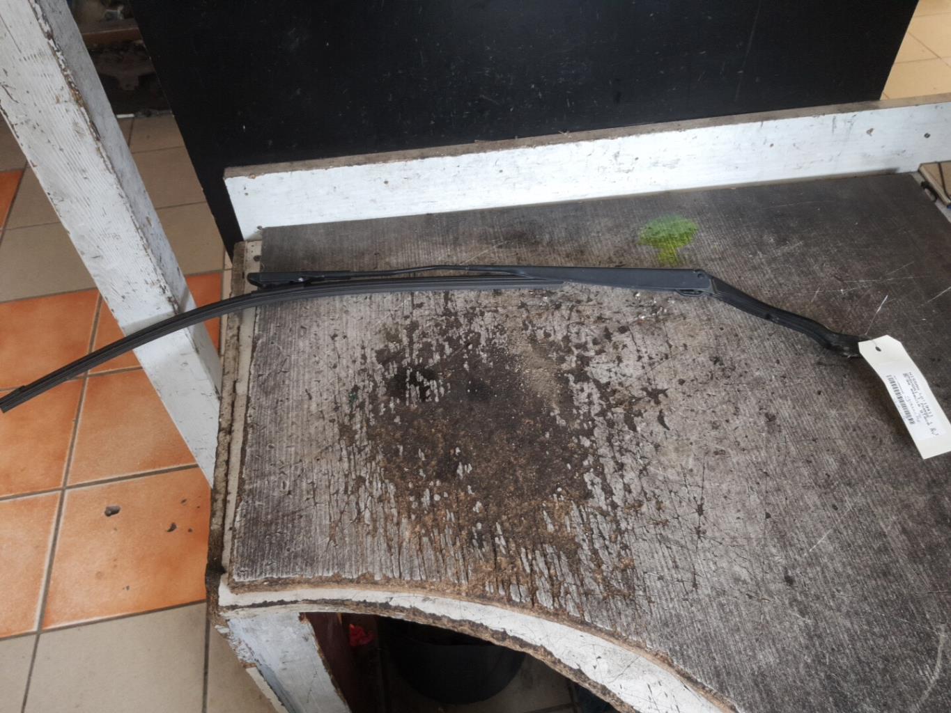 Braccio tergicristallo anteriore sinistro NISSAN QASHQAI 1 PHASE 1 Diésel - 1