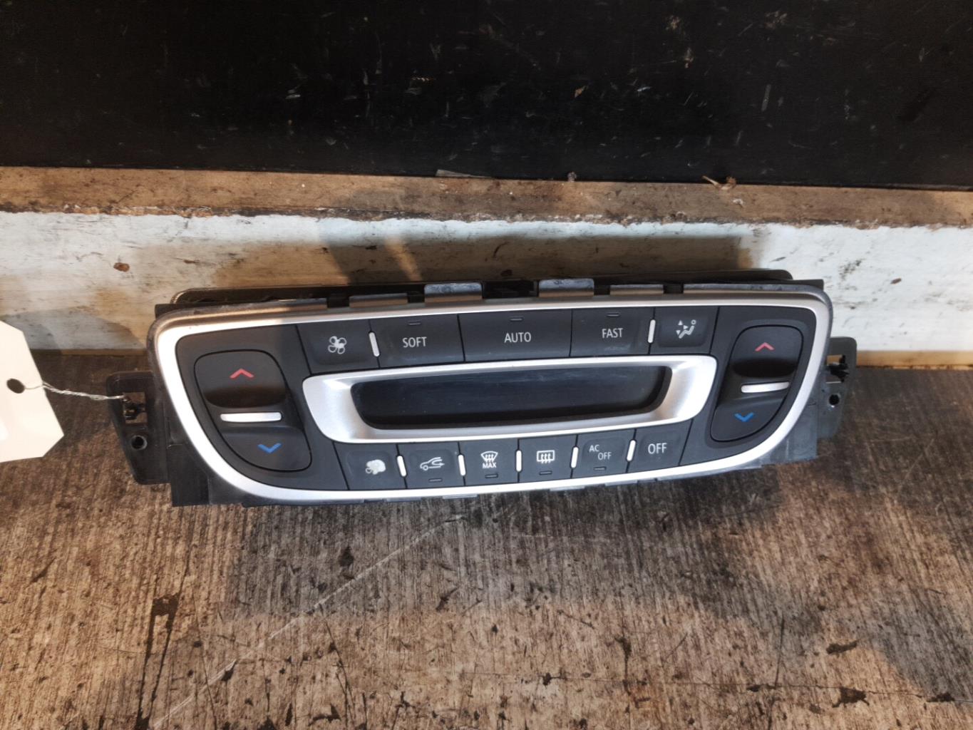 Commande chauffage RENAULT FLUENCE PHASE 1 Diesel - 1