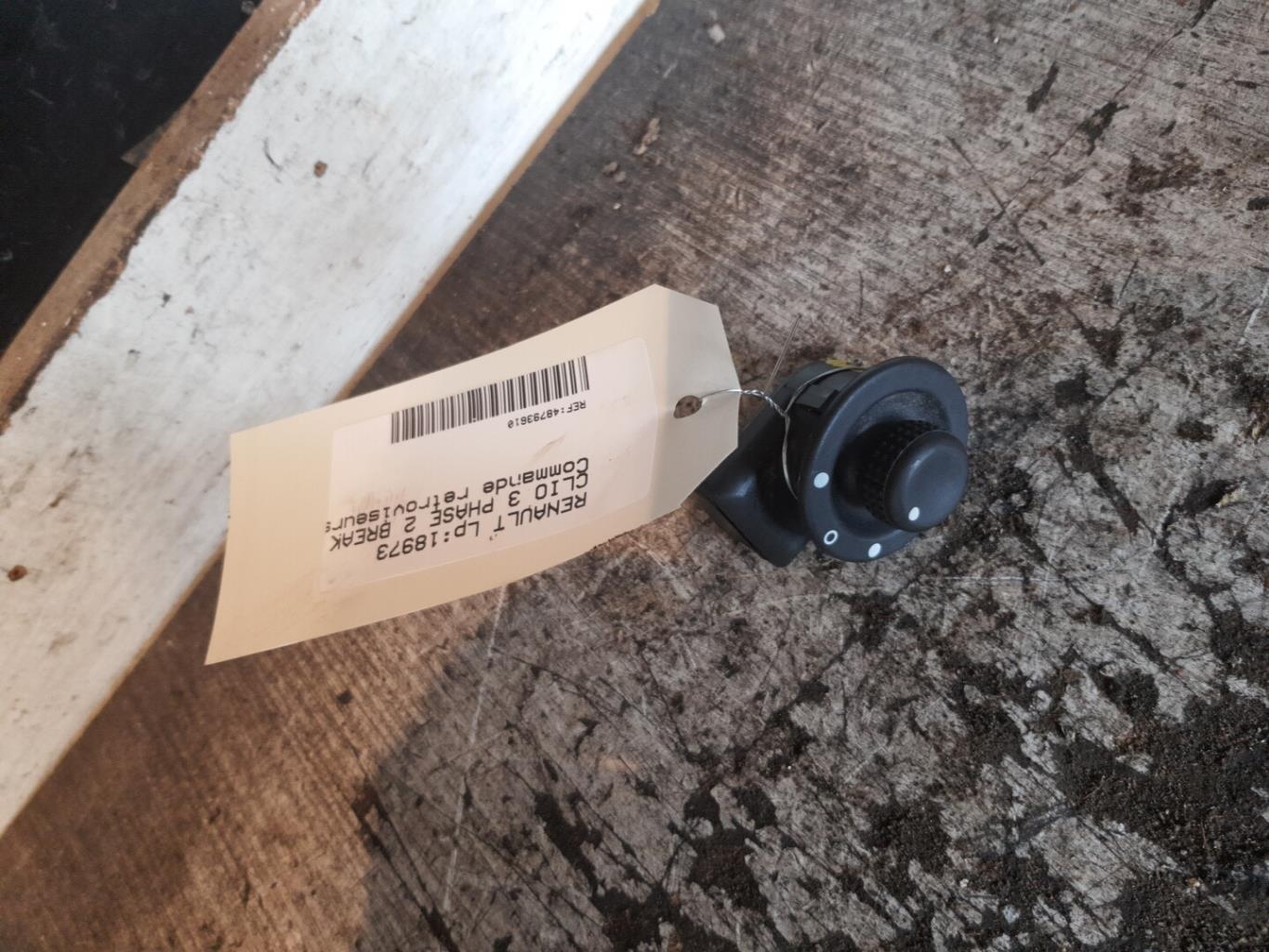 Commande retroviseurs RENAULT CLIO 3 PHASE 2 BREAK Essence - 1