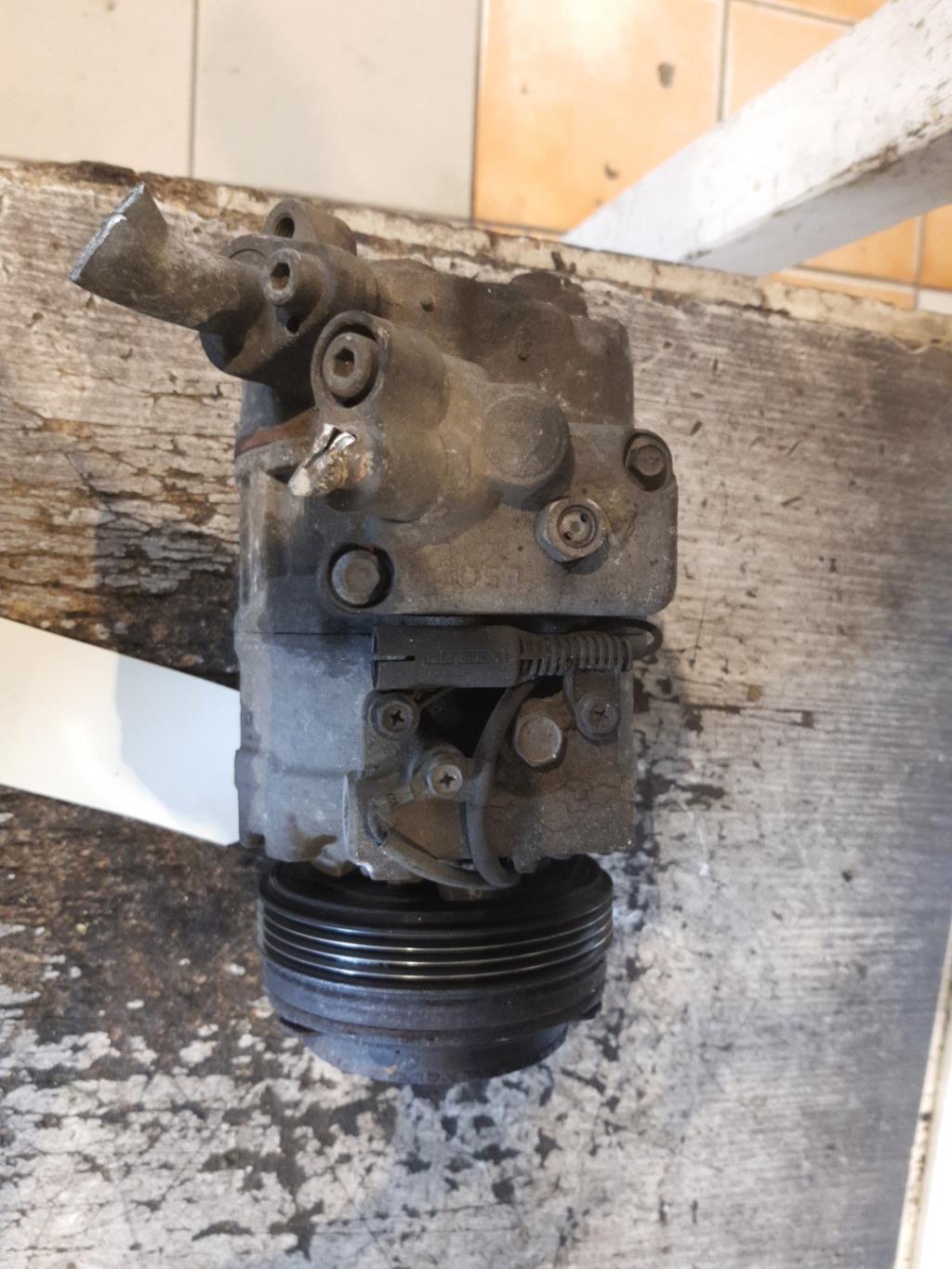 Compresseur clim BMW SERIE 3 E92 COUPE PHASE 1 Diesel - 1