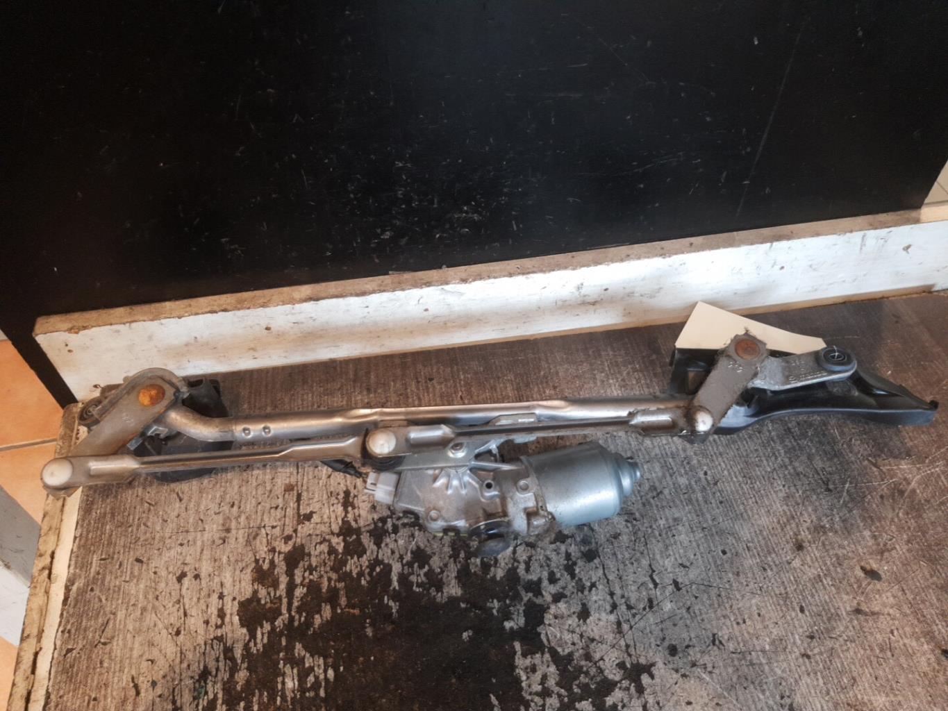 Motore tergicristallo anteriore MAZDA 6 2 PHASE 1 BREAK Diésel - 1