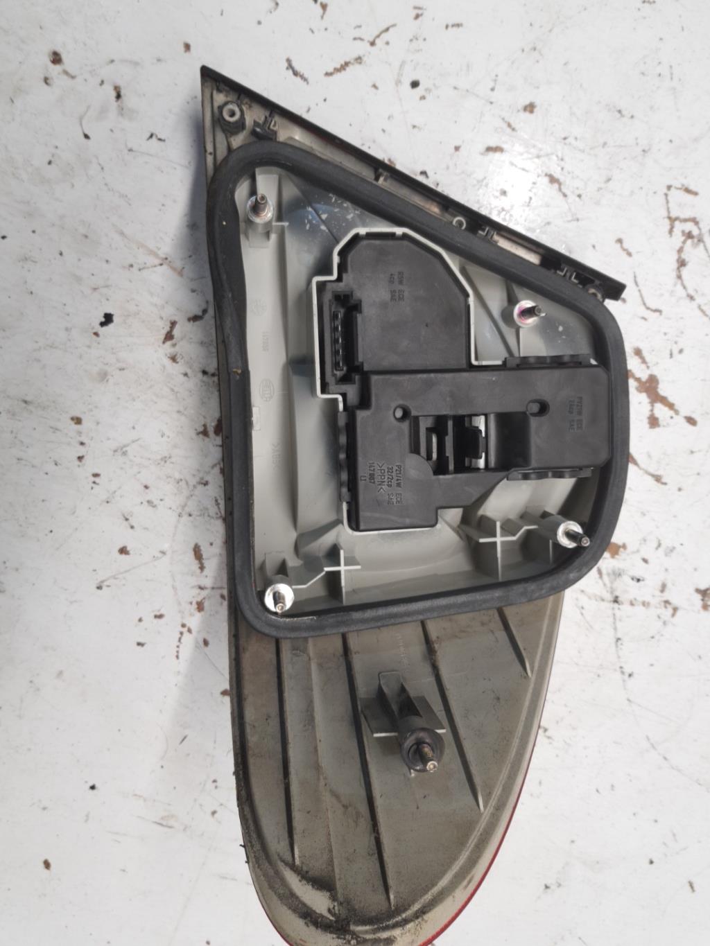 Fanale posteriore principale sinistro (luci) MERCEDES CLASSE CLK 208 PHASE 1 CABRIOLET Gasolina - 1