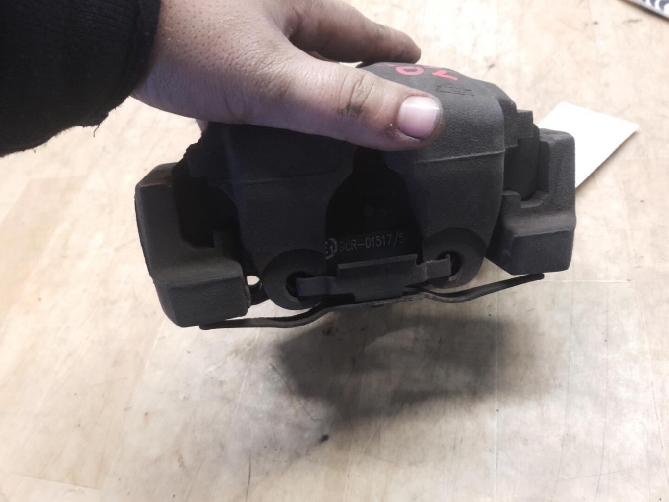Pinza freni anteriore destra BMW SERIE 5 E39 PHASE 2 Diésel - 1