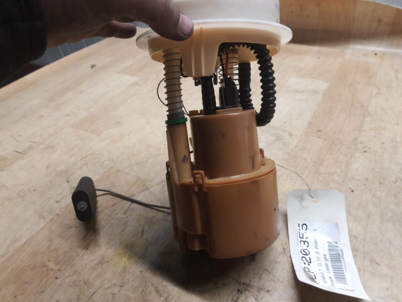 Pompe immergee RENAULT CLIO 2 PHASE 1 Essence - 1