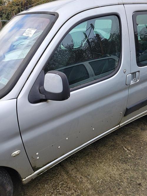 Porte Avant Gauche Pour Citroën Berlingo I Phase 2 - Pièce D'occasion, Référence 9839318280, état Bon