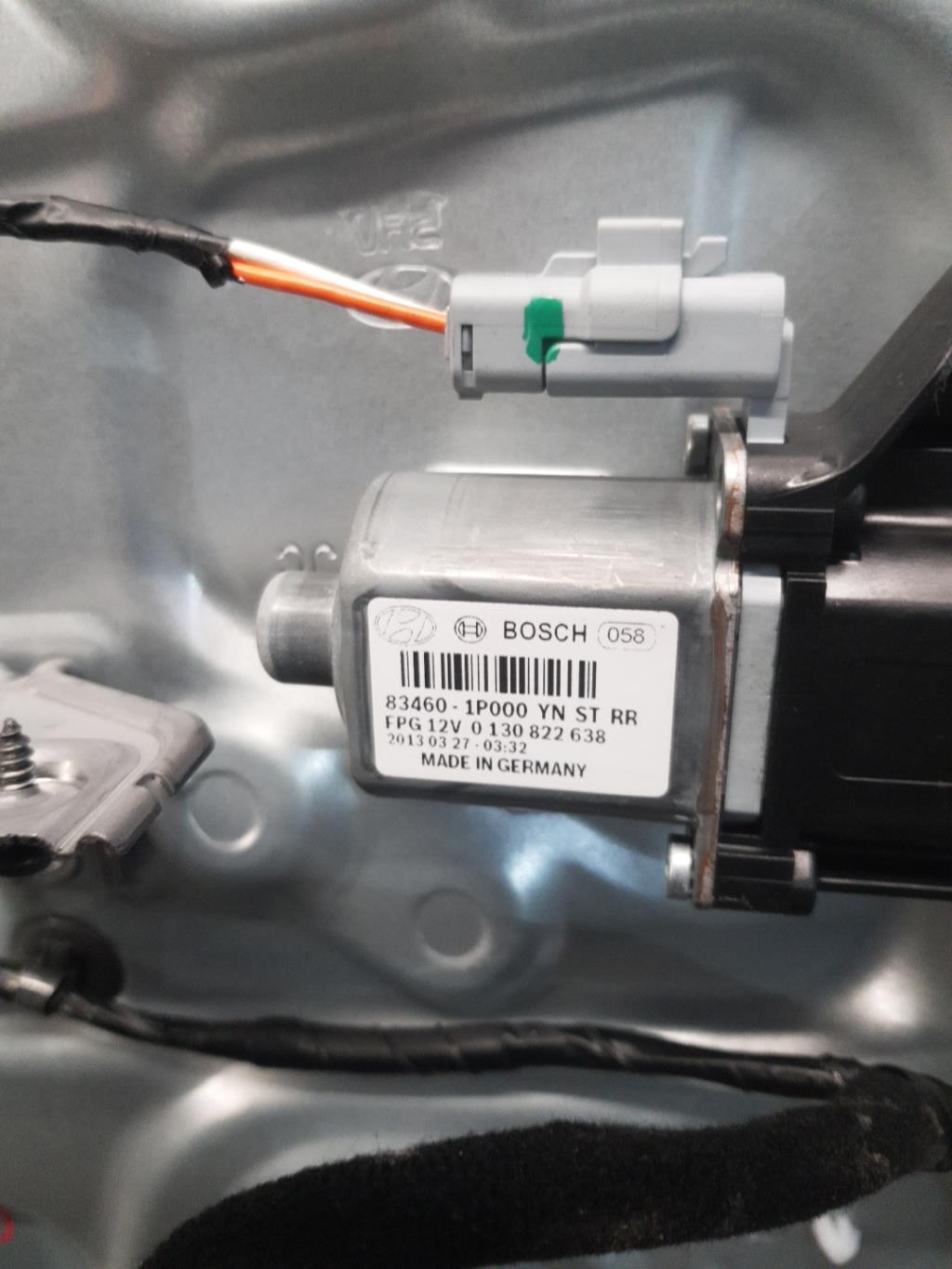 Alzacristalli elettrico posteriore destro HYUNDAI IX 20 PHASE 1 Diésel - 1