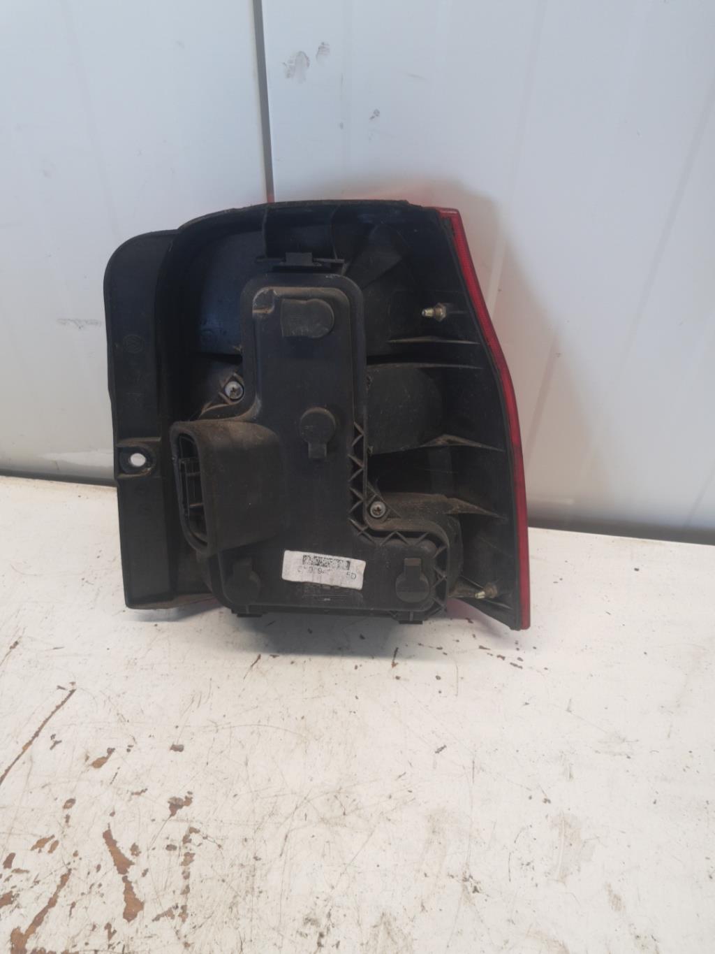Fanale posteriore principale sinistro (luci) VOLKSWAGEN LUPO Gasolina - 1