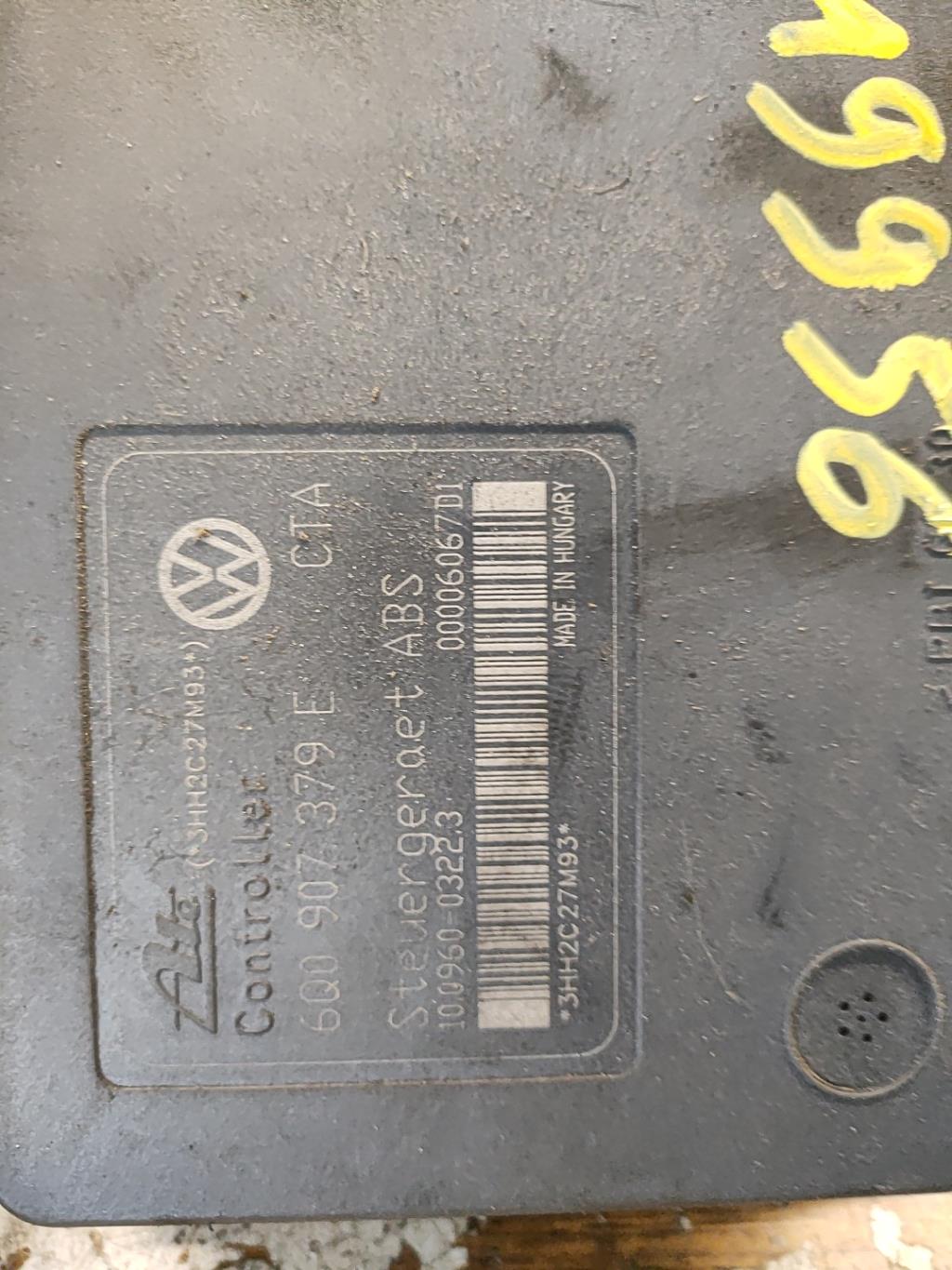 Blocco ABS (antibloccaggio freni) VOLKSWAGEN POLO 4 PHASE 1 Gasolina - 1