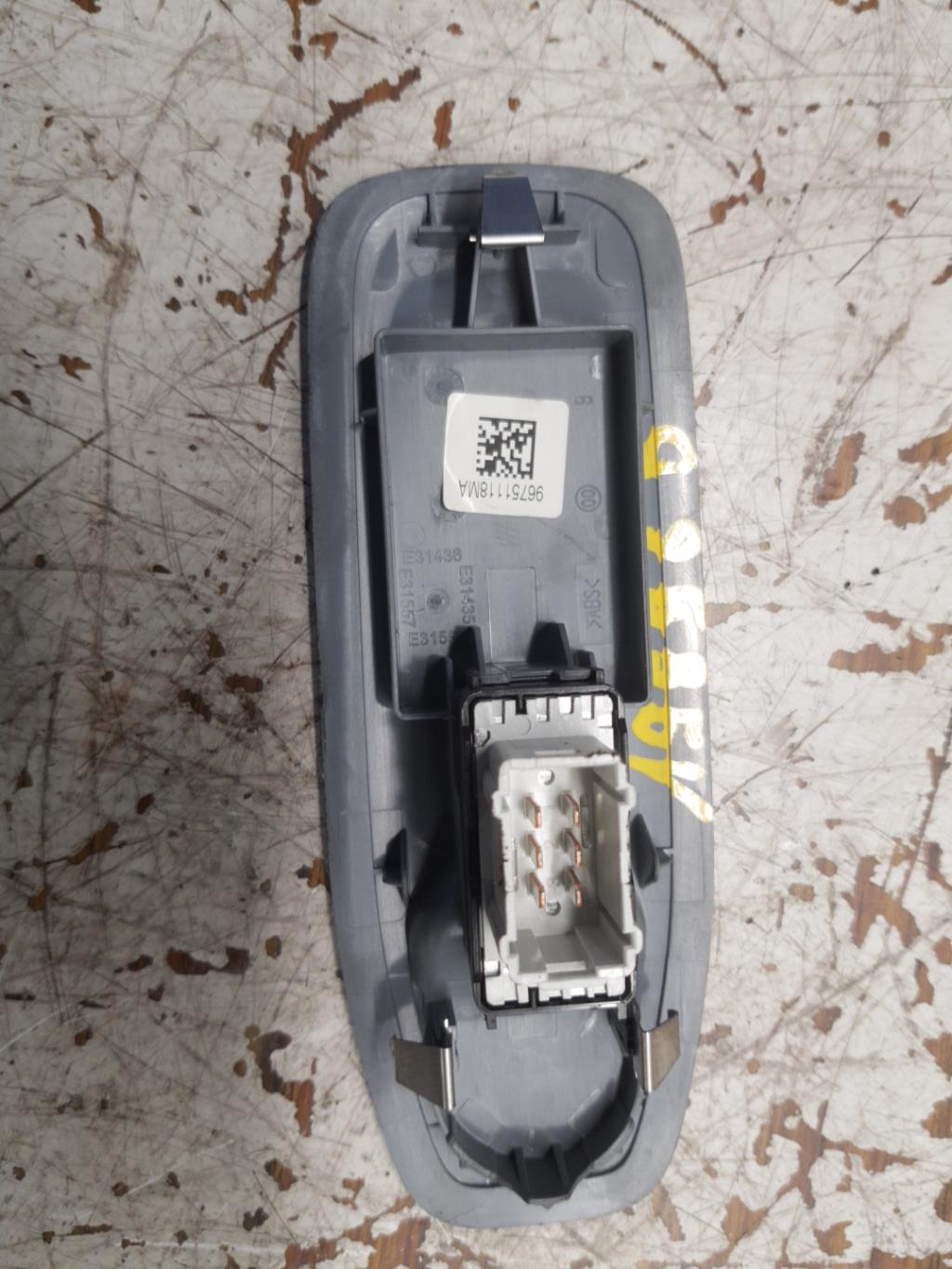 Interruttore lavacristalli anteriore destro PEUGEOT 208 1 PHASE 1 Diésel - 1