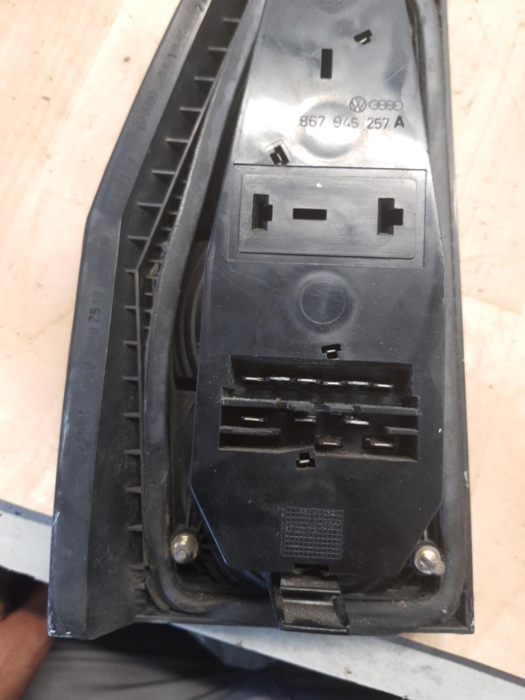 Fanale posteriore principale destro (luci) VOLKSWAGEN POLO Gasolina - 1