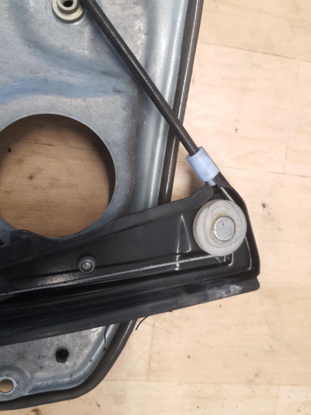 Motore alzacristalli anteriore destro SEAT IBIZA 3 PHASE 1 Gasolina - 1