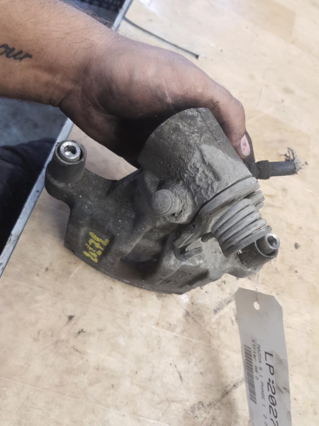 Pinza freni posteriore destra MAZDA 5 1 PHASE 1 Diésel - 1
