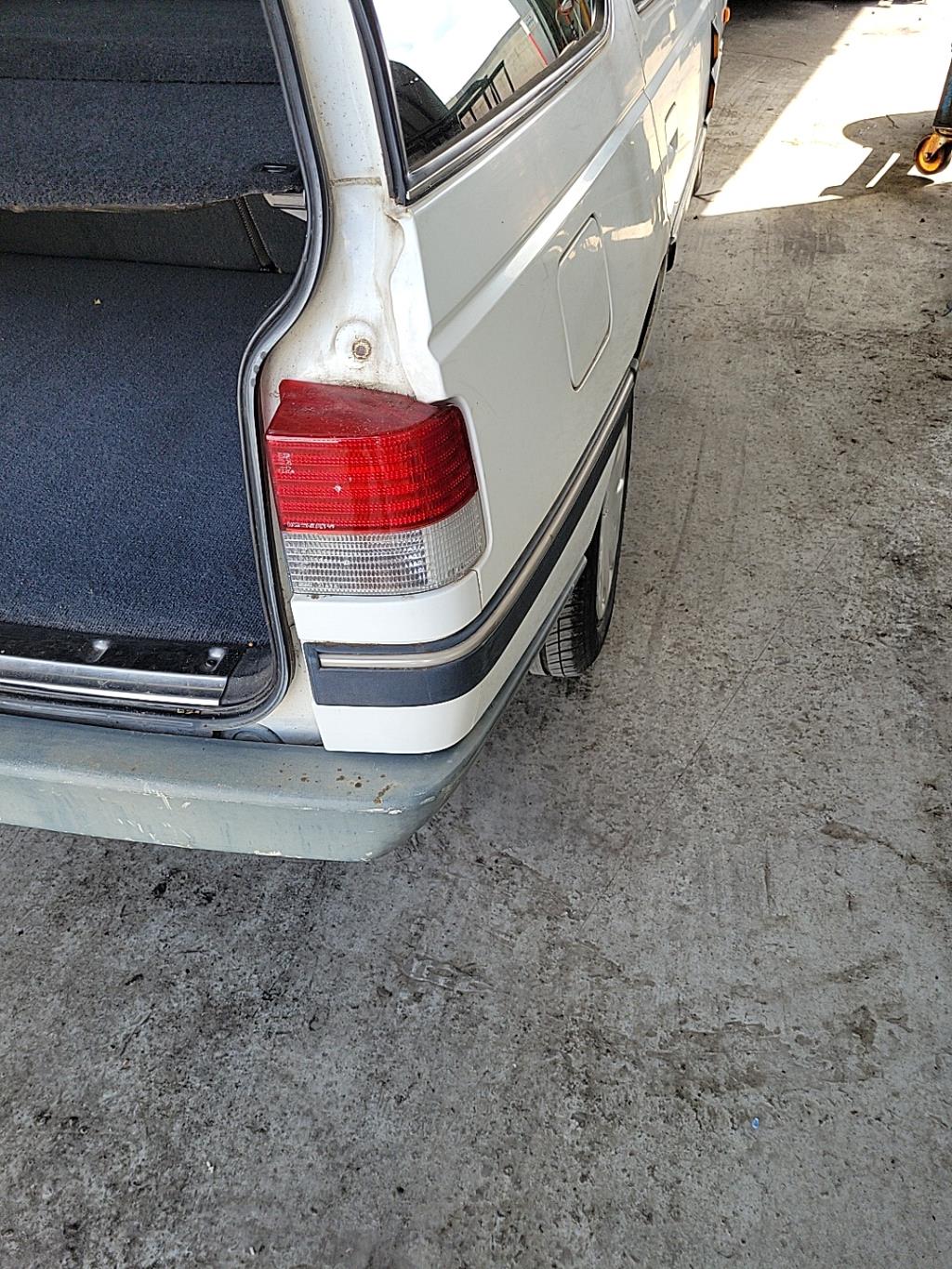 Fanale posteriore principale destro (luci) PEUGEOT 405 PHASE 2 BREAK Diésel - 1