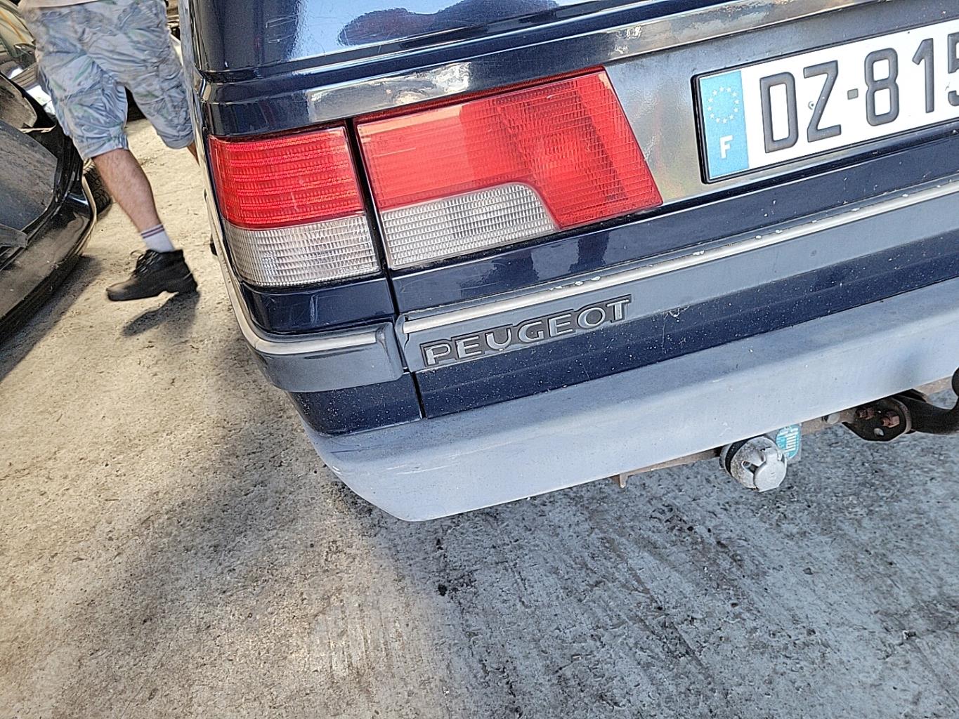 Fanale posteriore principale sinistro (luci) PEUGEOT 405 PHASE 2 BREAK Gasolina - 1