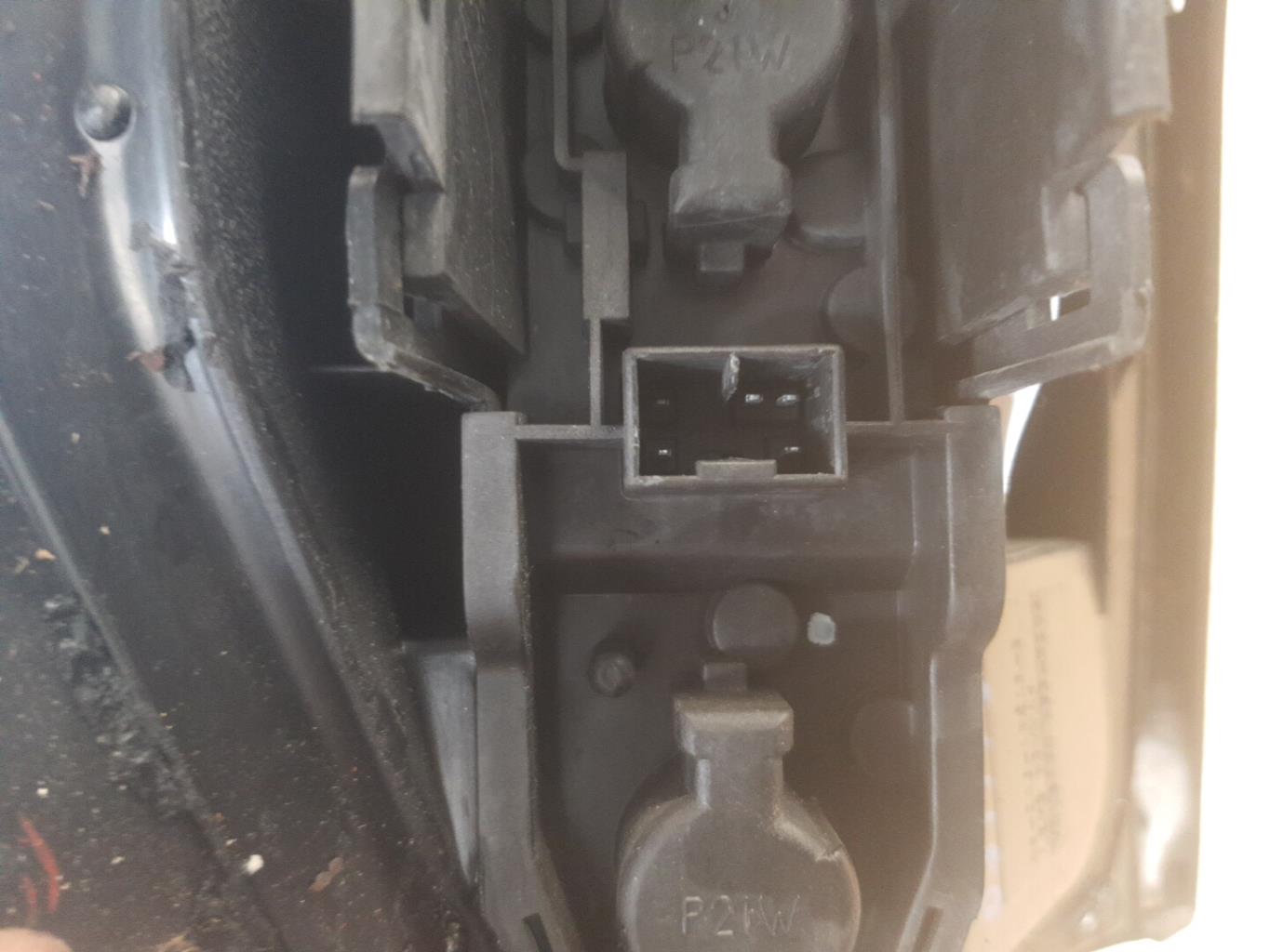 Fanale posteriore principale destro (luci) NISSAN MICRA 2 PHASE 3 Gasolina - 1