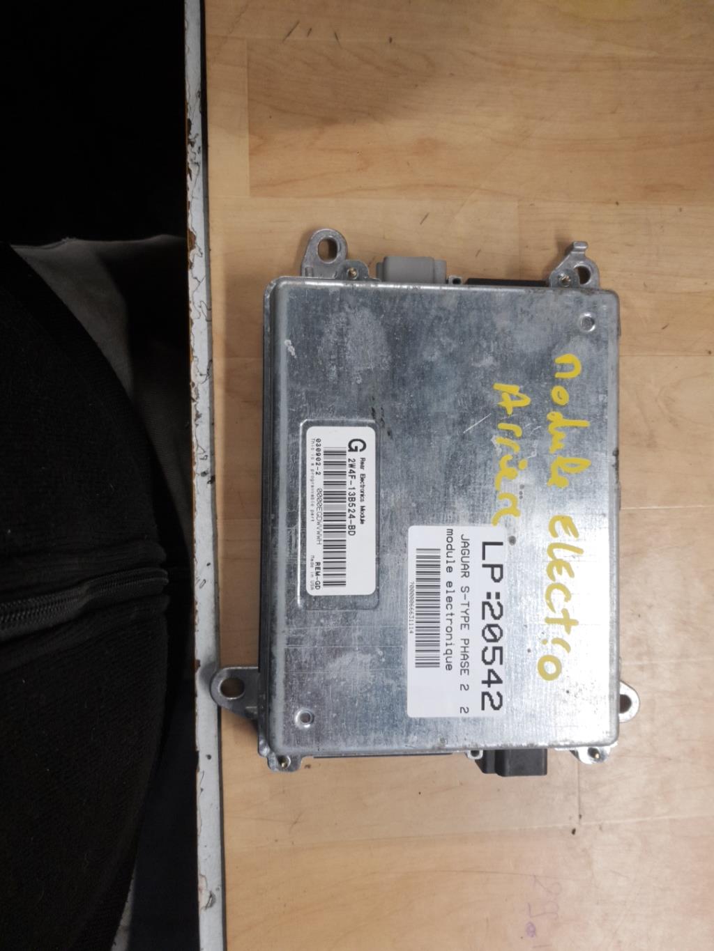 Calculateur JAGUAR S-TYPE PHASE 2 Essence - 1