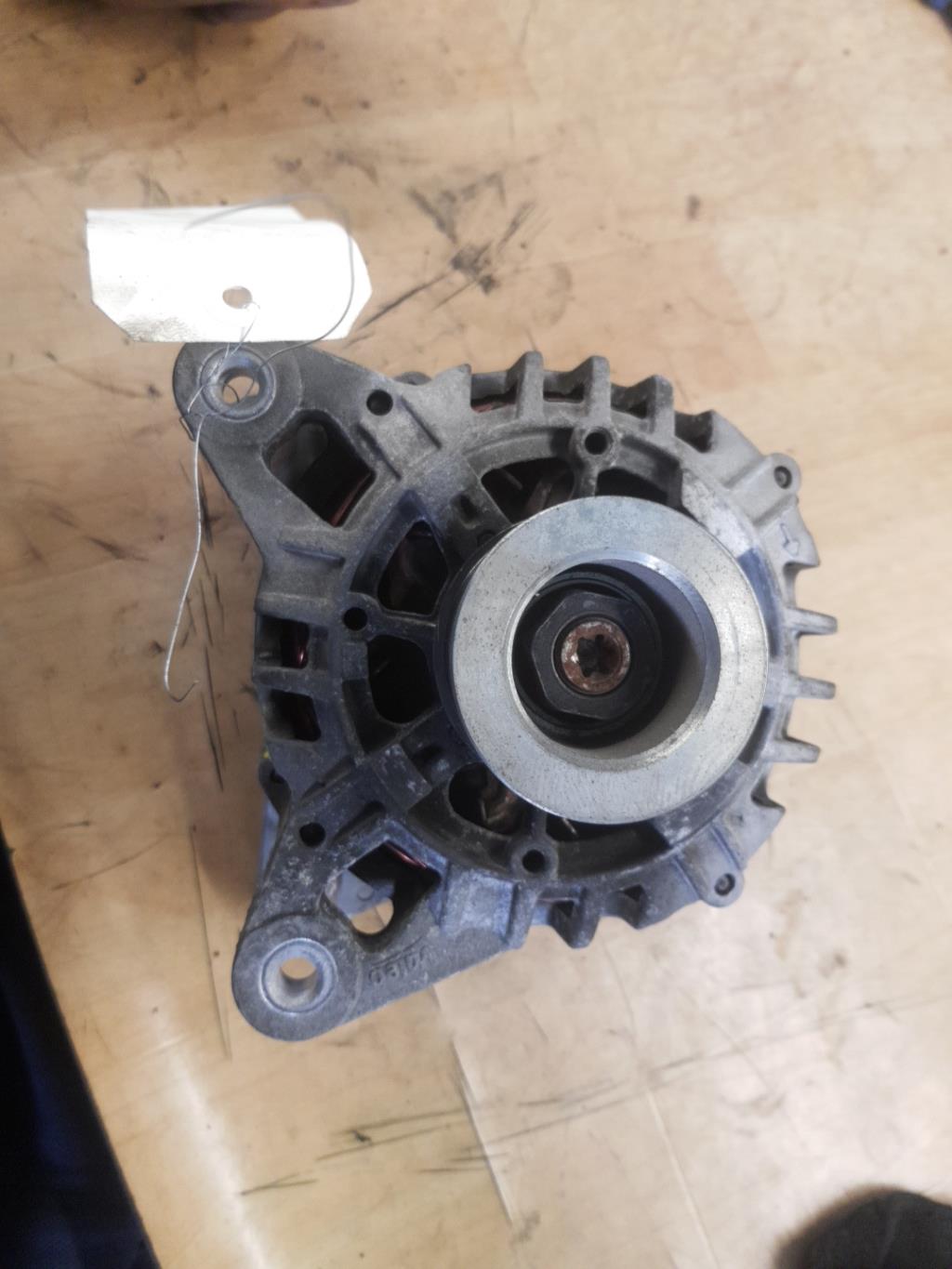 Alternateur RENAULT TWINGO 2 PHASE 1 Essence - 1
