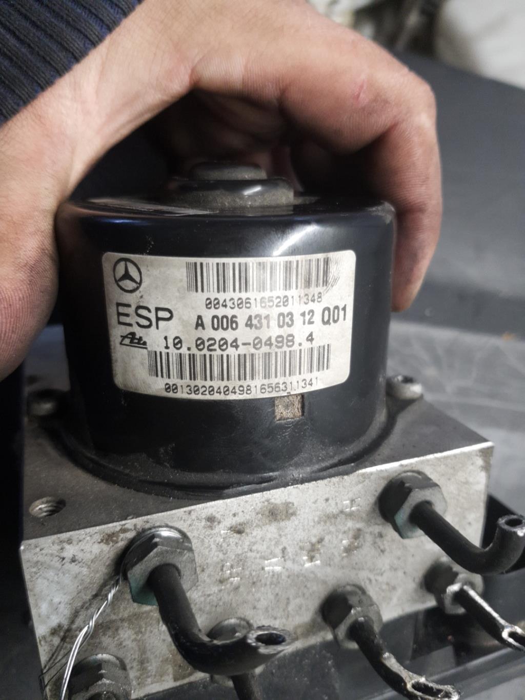 Blocco ABS (antibloccaggio freni) MERCEDES CLASSE C 203 PHASE 2 Diésel - 1