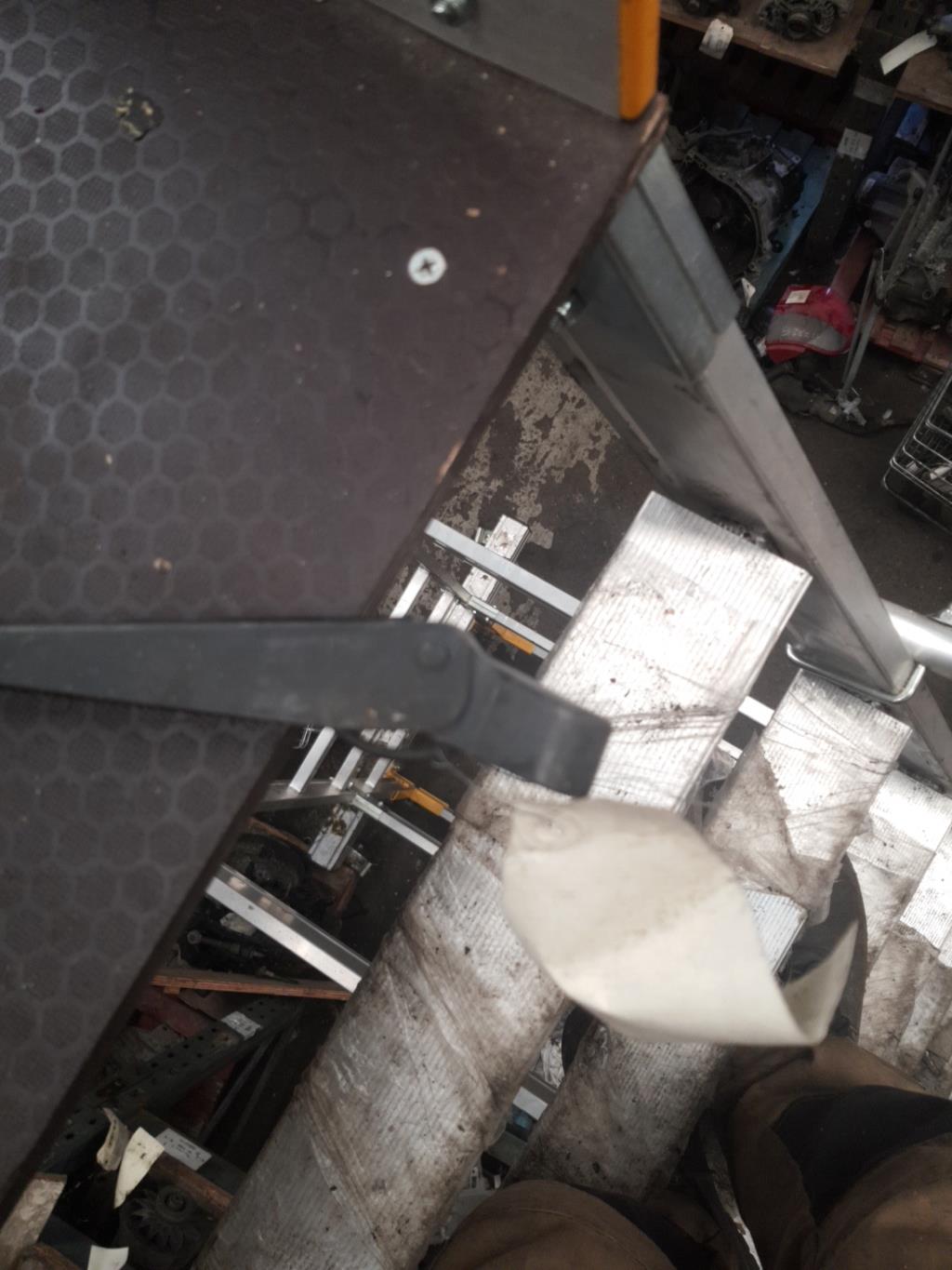 Braccio tergicristallo anteriore destro FORD KA 1 PHASE 1 Gasolina - 1