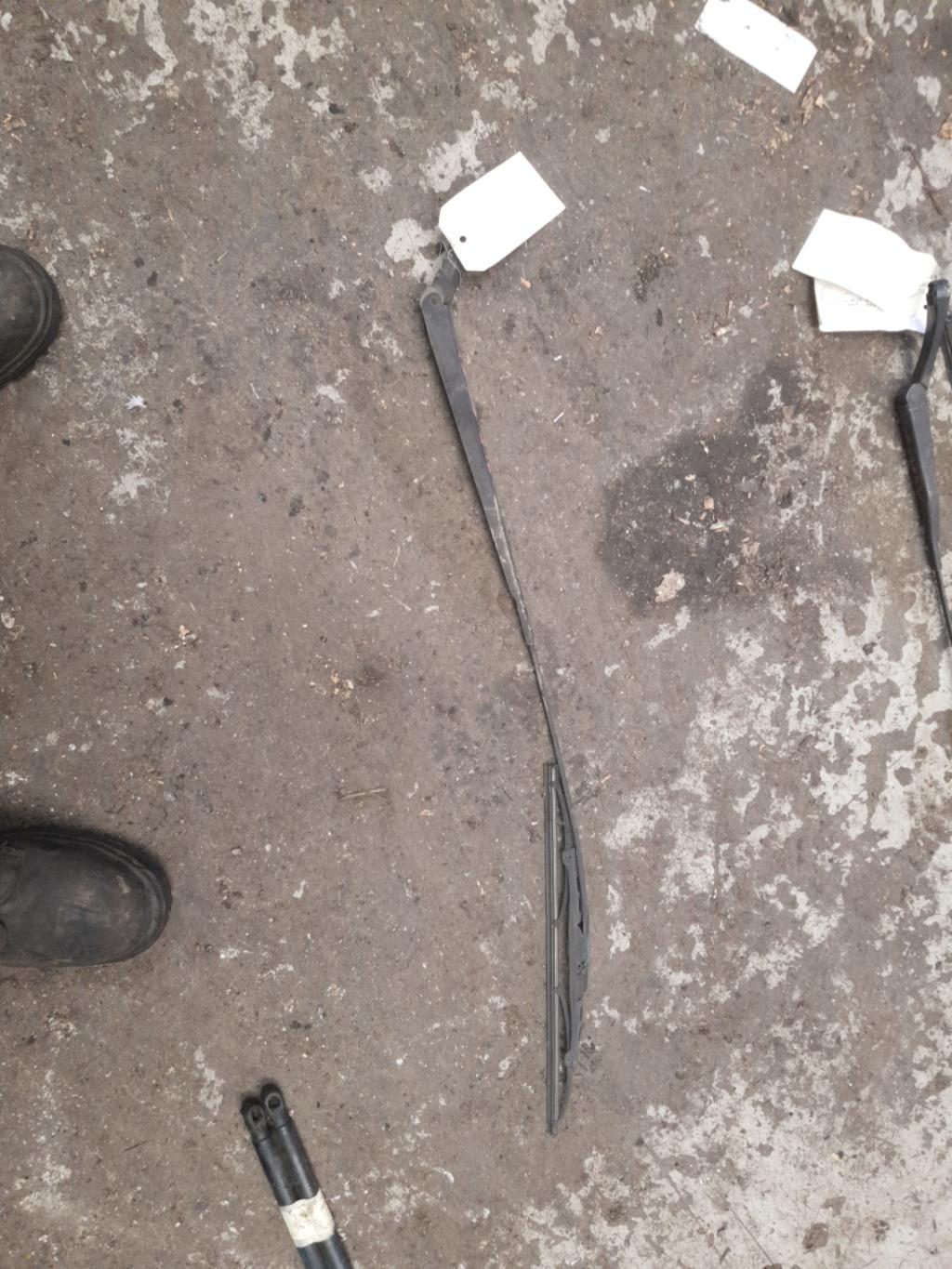 Braccio tergicristallo anteriore destro TOYOTA YARIS 1 PHASE 1 Gasolina - 1