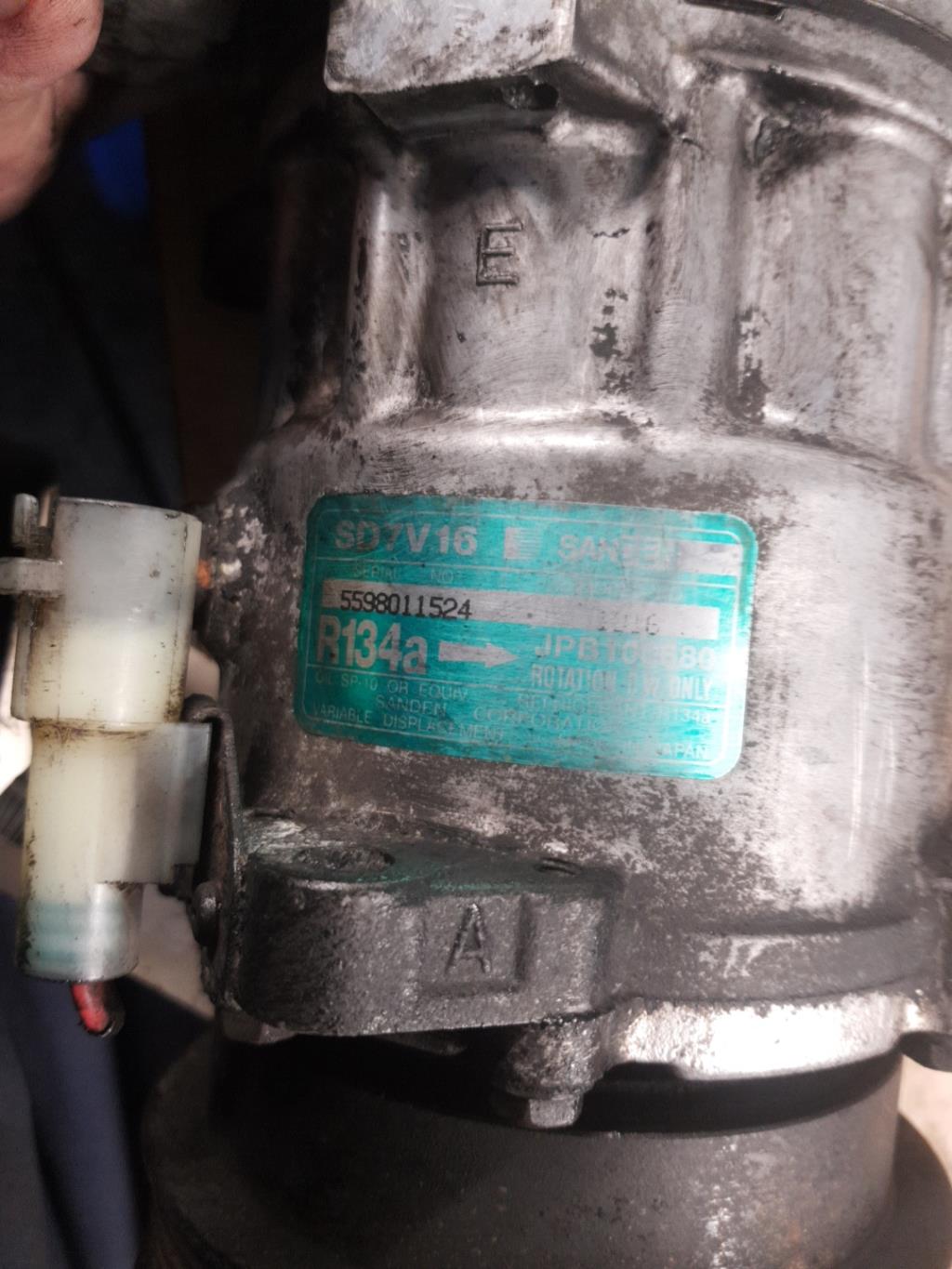 Compresseur clim ROVER 400 2 Diesel - 1