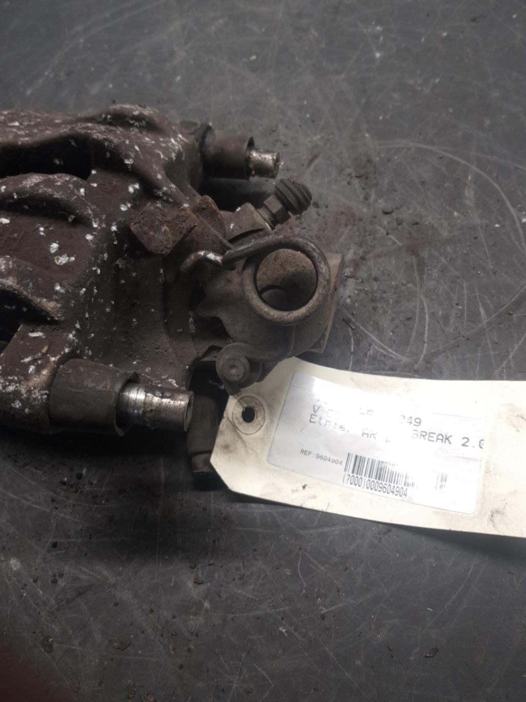 Pinza freni posteriore destra VOLVO V 50 PHASE 1 BREAK Diésel - 1