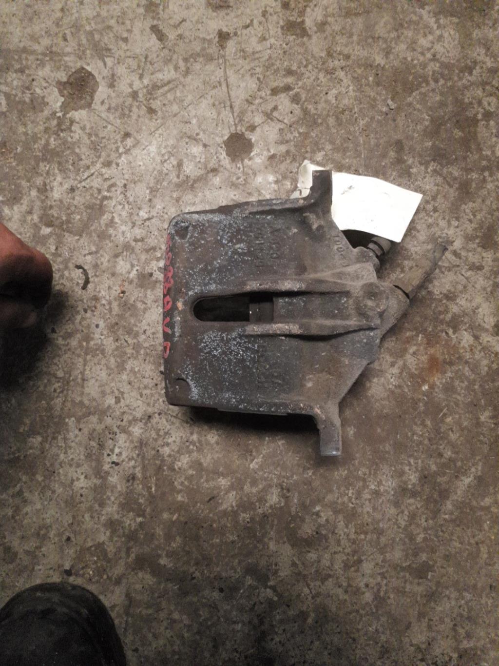 Pinza freni anteriore destra FORD MONDEO 2 BREAK Diésel - 1