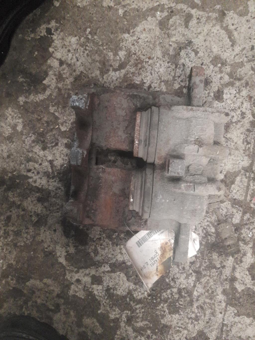 Etrier avant droit (freinage) CITROEN JUMPY 2 Diesel - 1