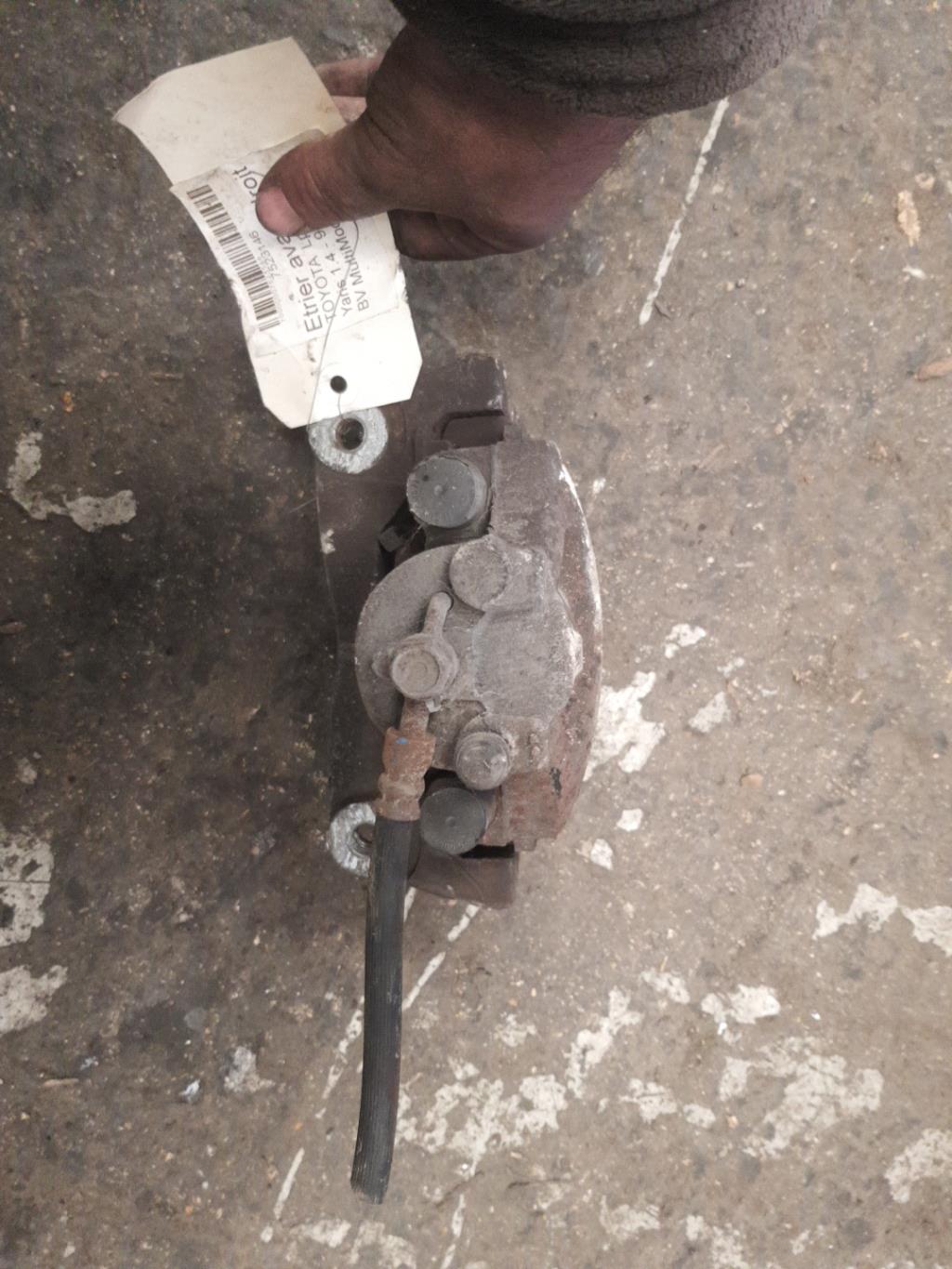 Pinza freni anteriore destra TOYOTA YARIS 2 PHASE 1 Diésel - 1