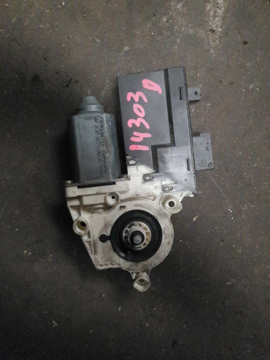 Motore alzacristalli anteriore destro CITROEN C5 1 PHASE 1 Diésel - 1
